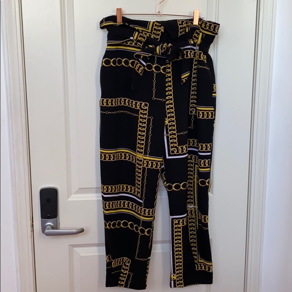 NEW YORK & COMPANY Black Gold Chain Pants